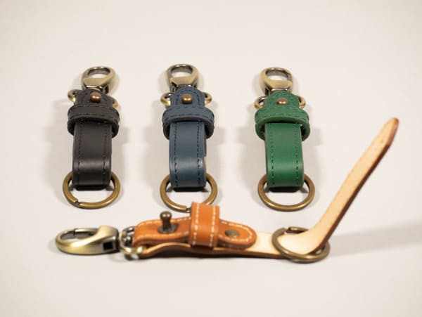 porte clés mousqueton cuir tannage végétal collcetion ICONIK