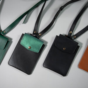 pochette téléphone ICONIK