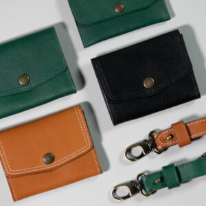 porte-monnaie Iconik en cuir coordonné aux accessoires Iconik